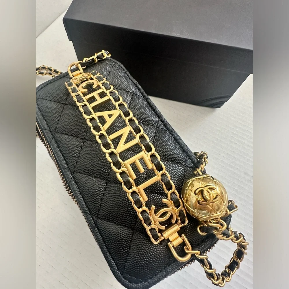 Chanel Makeup Crossbody Bag - Picture 8 of 8